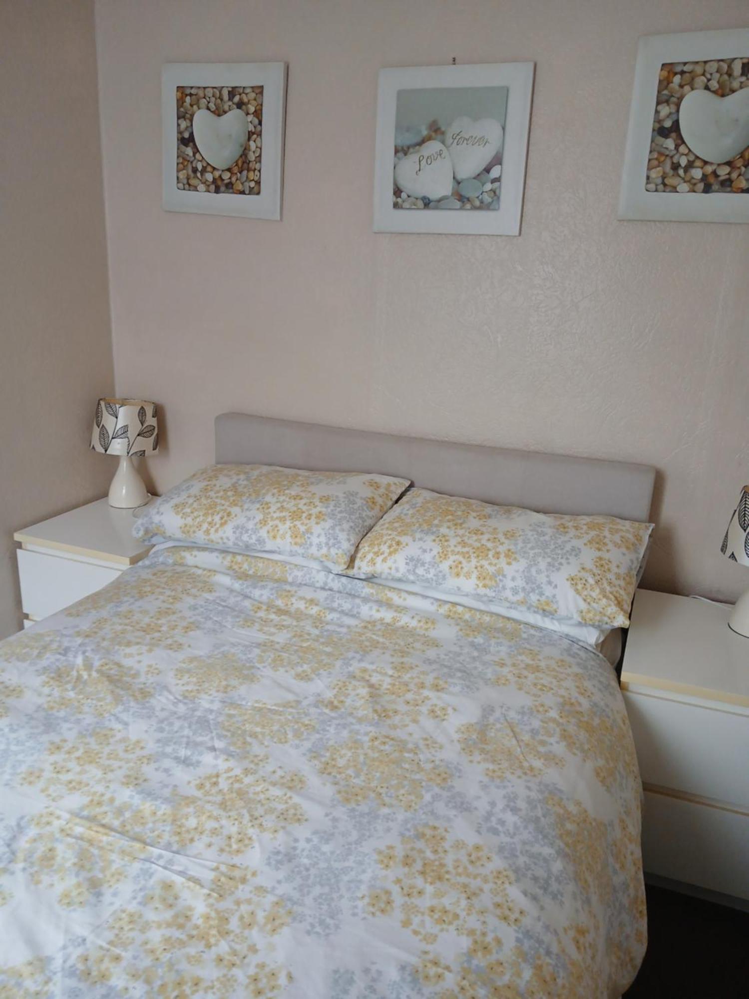 D&D Holiday Chalet Bridlington Room photo